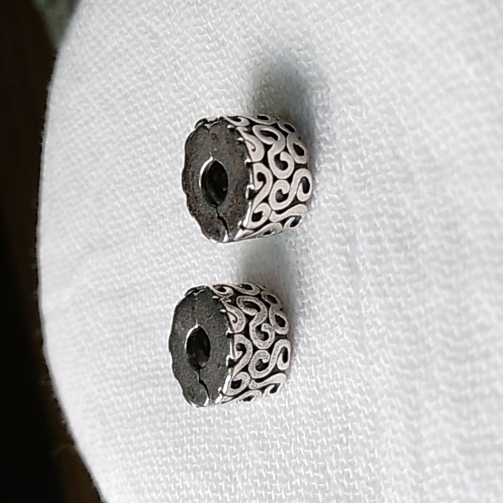 Pandora Swirl Clip Charm X2
